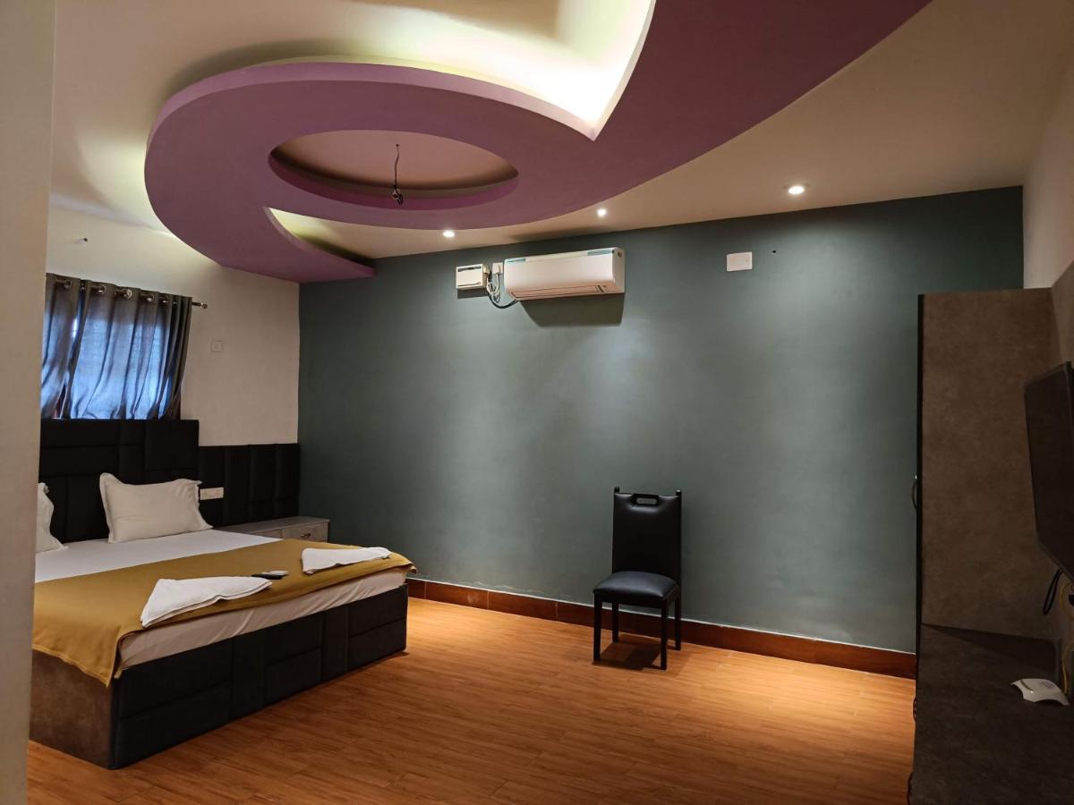 Umino Beach Resort Csennai Kültér fotó