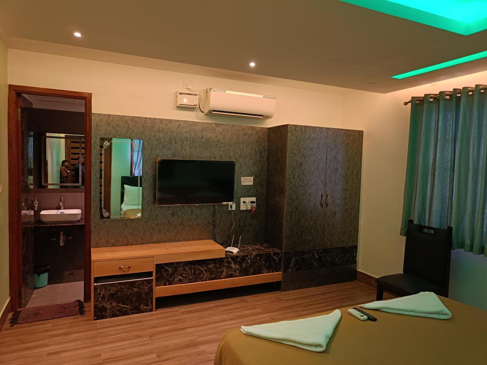 Umino Beach Resort Csennai Kültér fotó